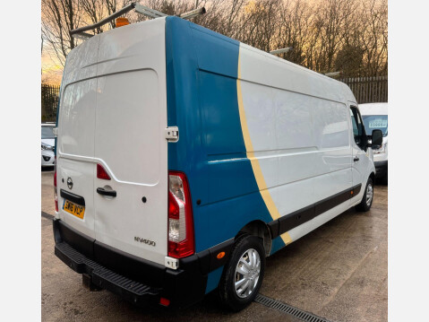 Nissan NV400 2.3 dCi 35 SE FWD L3 H2 Euro 5 (s/s) 5dr 12