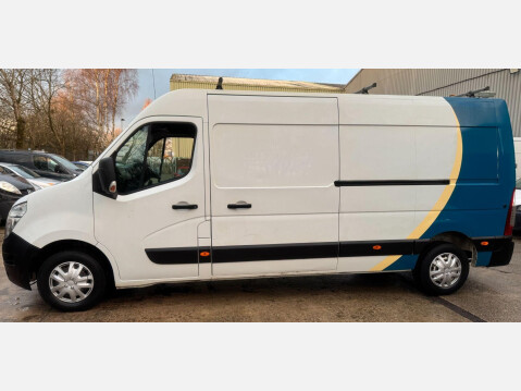 Nissan NV400 2.3 dCi 35 SE FWD L3 H2 Euro 5 (s/s) 5dr 23
