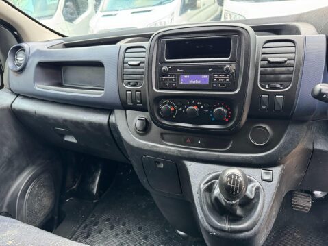 Vauxhall Vivaro 1.6 CDTi 2900 BiTurbo Sportive Crew Van L2 H1 Euro 6 (s/s) 5dr (6 Seat) 30