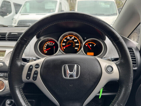Honda Jazz 1.4 i-DSI Sport CVT-7 5dr 23