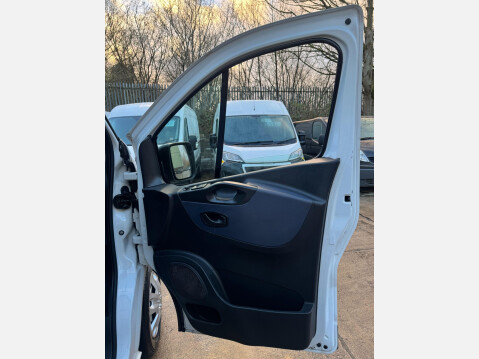 Vauxhall Vivaro 1.6 CDTi 2900 BiTurbo L2 H1 Euro 6 (s/s) 5dr 26