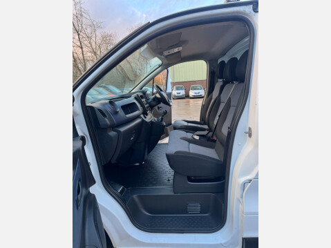 Vauxhall Vivaro 1.6 CDTi 2900 BiTurbo L2 H1 Euro 6 (s/s) 5dr 36