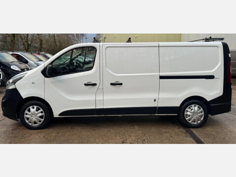 Vauxhall Vivaro 1.6 CDTi 2900 BiTurbo L2 H1 Euro 6 (s/s) 5dr 18