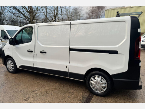 Vauxhall Vivaro 1.6 CDTi 2900 BiTurbo L2 H1 Euro 6 (s/s) 5dr 17