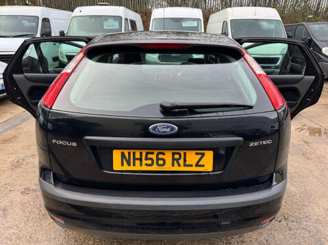 Ford Focus 1.6 Zetec Climate 5dr 12