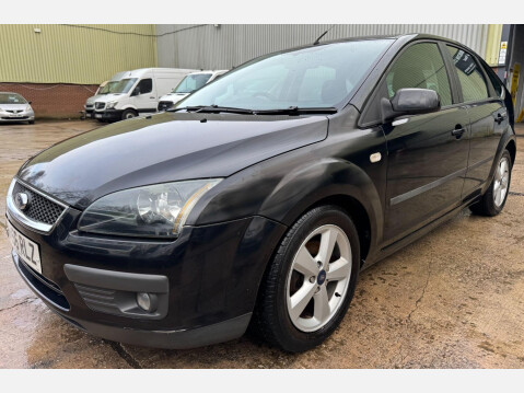 Ford Focus 1.6 Zetec Climate 5dr 19