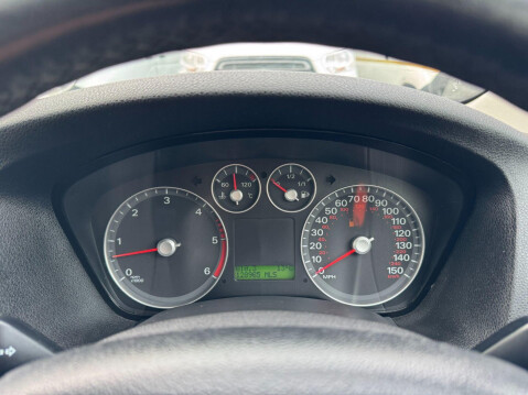 Ford Focus 1.6 Zetec Climate 5dr 28