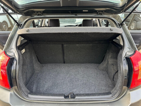 Toyota Corolla 1.4 VVT-i T3 5dr 13