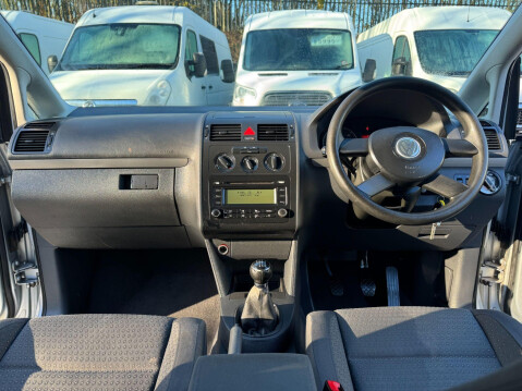 Volkswagen Touran 2.0 TDI SE 5dr (7 Seats) 26