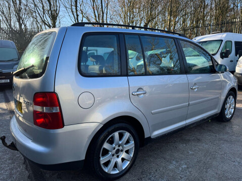 Volkswagen Touran 2.0 TDI SE 5dr (7 Seats) 11
