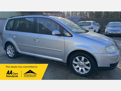 Volkswagen Touran 2.0 TDI SE 5dr (7 Seats) 1