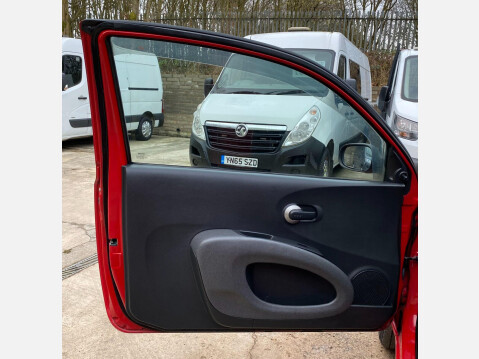 Nissan Micra 1.2 16v Initia 3dr 35