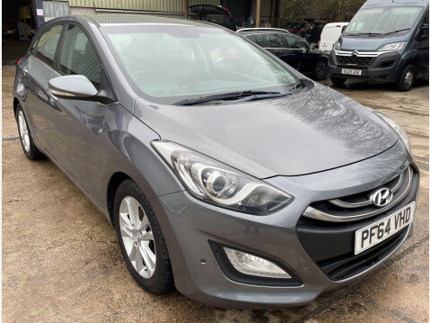 Hyundai i30 1.6 CRDi Blue Drive Style Nav Euro 5 (s/s) 5dr 4