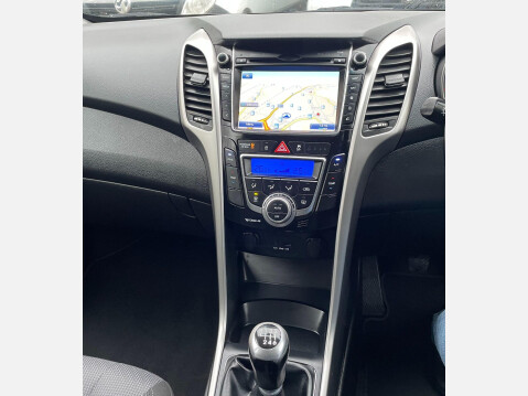 Hyundai i30 1.6 CRDi Blue Drive Style Nav Euro 5 (s/s) 5dr 34