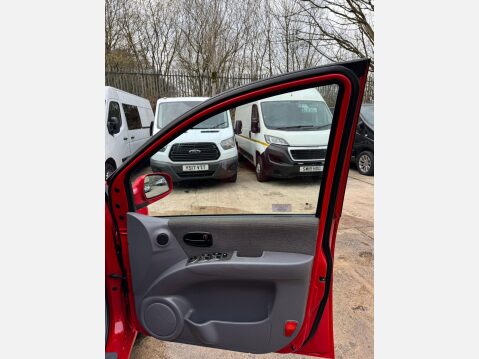Hyundai Matrix 1.6 GSi Euro 4 5dr 28