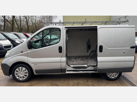 Vauxhall Vivaro 2.5 2900 CDTi FWD L1 4dr 19