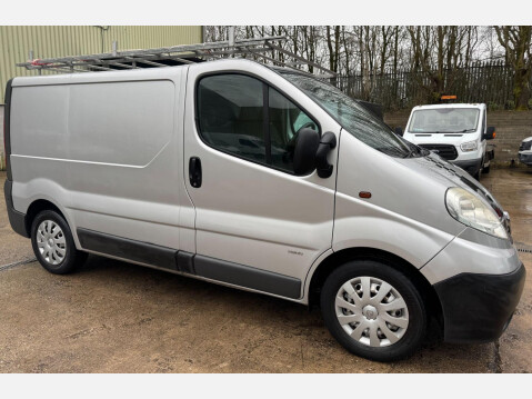Vauxhall Vivaro 2.5 2900 CDTi FWD L1 4dr 5