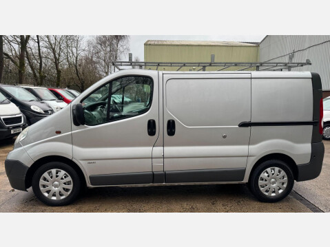 Vauxhall Vivaro 2.5 2900 CDTi FWD L1 4dr 18