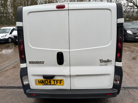 Renault Trafic 1.9 TD dCi LL29 4dr 12