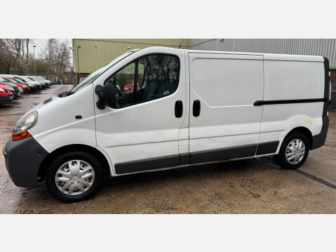 Renault Trafic 1.9 TD dCi LL29 4dr 21