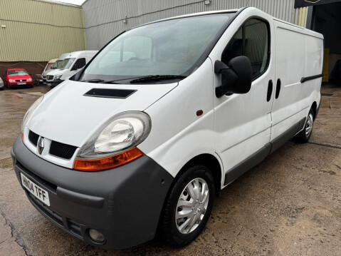 Renault Trafic 1.9 TD dCi LL29 4dr 24