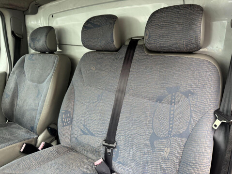 Renault Trafic 1.9 TD dCi LL29 4dr 39