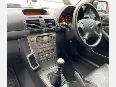Toyota Avensis 2.2 D-4D T Spirit 5dr 44