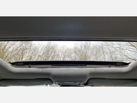 Toyota Avensis 2.2 D-4D T Spirit 5dr 19