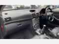 Toyota Avensis 2.2 D-4D T Spirit 5dr 43