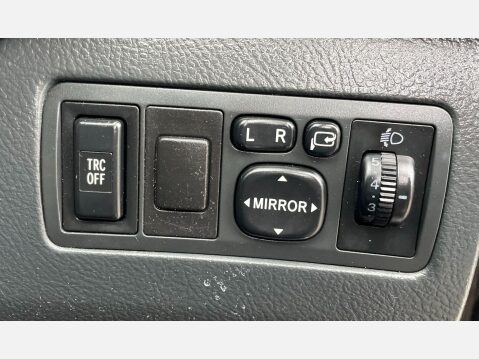 Toyota Avensis 2.2 D-4D T Spirit 5dr 29