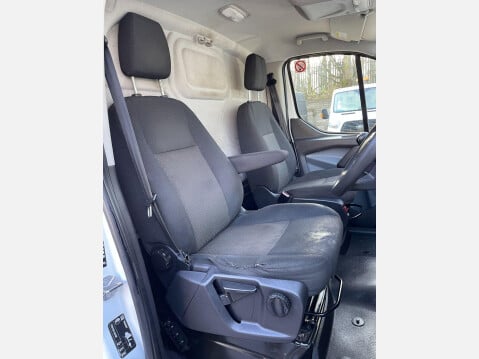 Ford Transit Custom 2.0 TDCi 310 L1 H1 5dr 25