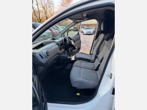 Citroen Berlingo 1.6 HDi 625 LX L1 5dr (Euro 5) 32
