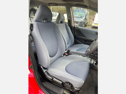 Honda Jazz 1.4 i-DSI SE CVT-7 5dr 27