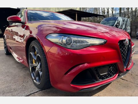 Alfa Romeo Giulia 2.9 V6 Bi-Turbo Quadrifoglio Auto Euro 6 (s/s) 4dr 4