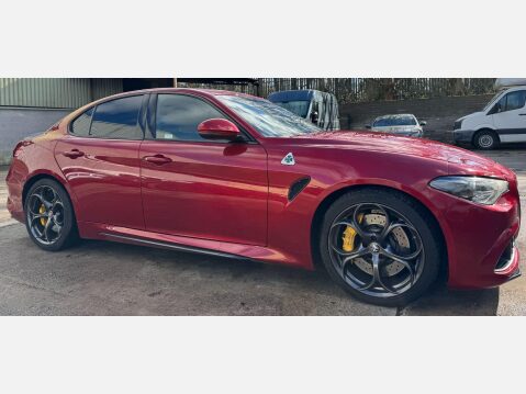 Alfa Romeo Giulia 2.9 V6 Bi-Turbo Quadrifoglio Auto Euro 6 (s/s) 4dr 5