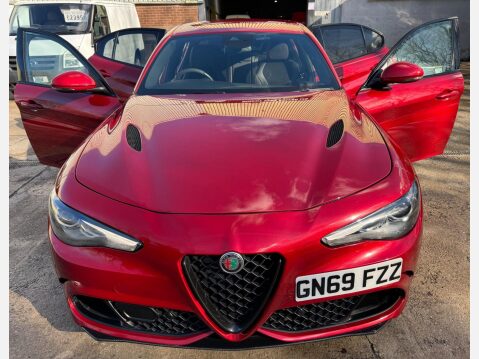 Alfa Romeo Giulia 2.9 V6 Bi-Turbo Quadrifoglio Auto Euro 6 (s/s) 4dr 29