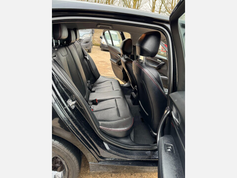 BMW 1 Series 2.0 116d Sport Euro 5 (s/s) 5dr 10