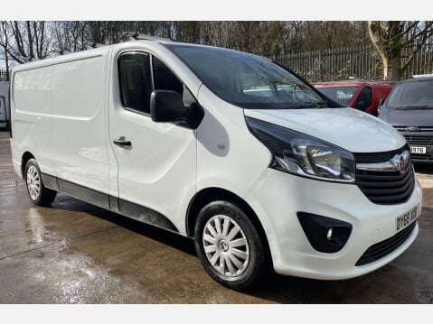 Vauxhall Vivaro 1.6 CDTi 2900 Sportive L2 H1 Euro 6 5dr 6