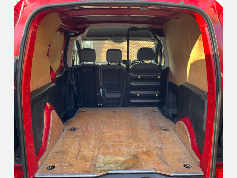 Citroen Berlingo 1.6 HDi 850 Enterprise L1 5dr 11