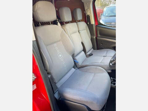 Citroen Berlingo 1.6 HDi 850 Enterprise L1 5dr 23