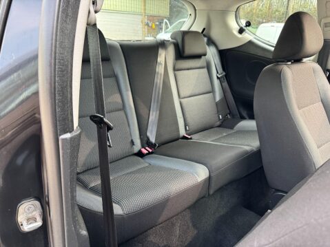Peugeot 207 1.4 VTi S Euro 4 3dr (A/C) 23