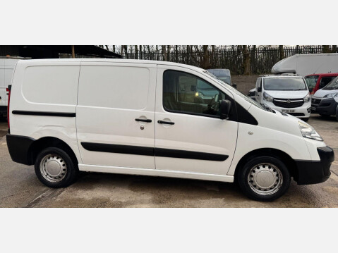 Peugeot Expert 2.0 HDi Professional L1 H1 4dr 7