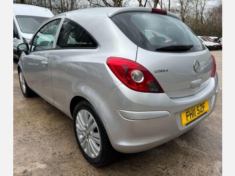 Vauxhall Corsa 1.2 16V Excite Euro 5 3dr (A/C) 15
