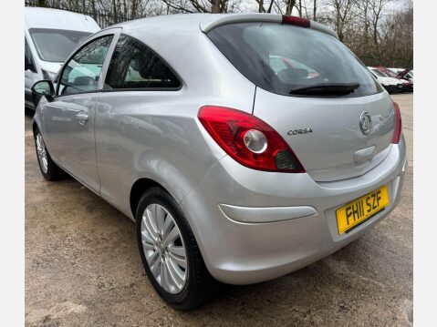 Vauxhall Corsa 1.2 16V Excite Euro 5 3dr (A/C) 15