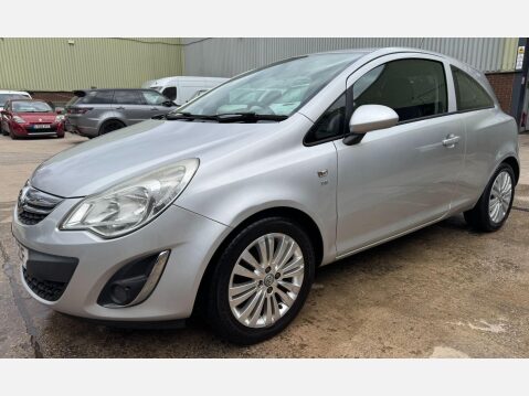 Vauxhall Corsa 1.2 16V Excite Euro 5 3dr (A/C) 20