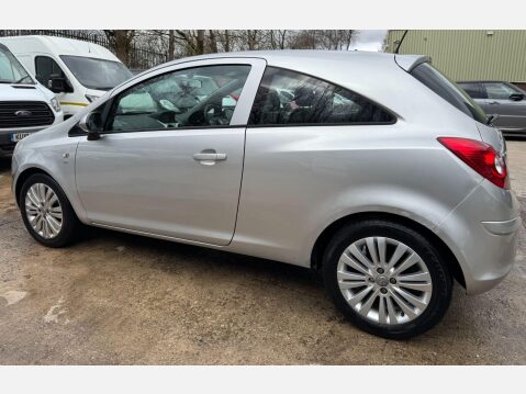 Vauxhall Corsa 1.2 16V Excite Euro 5 3dr (A/C) 16