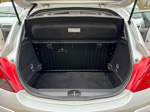 Vauxhall Corsa 1.2 16V Excite Euro 5 3dr (A/C) 14