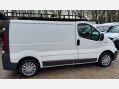 Vauxhall Vivaro 2.0 2700 CDTi FWD L1 4dr 8