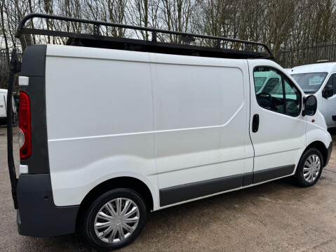 Vauxhall Vivaro 2.0 2700 CDTi FWD L1 4dr 9