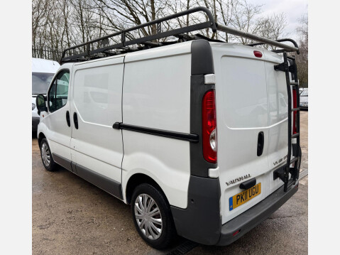 Vauxhall Vivaro 2.0 2700 CDTi FWD L1 4dr 13
